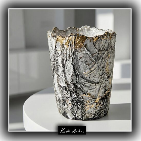 Svece no kolekcijas "Nospiedumi"